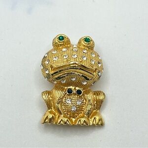 Vintage gold tone frog brooch rhinestones. Adorable!